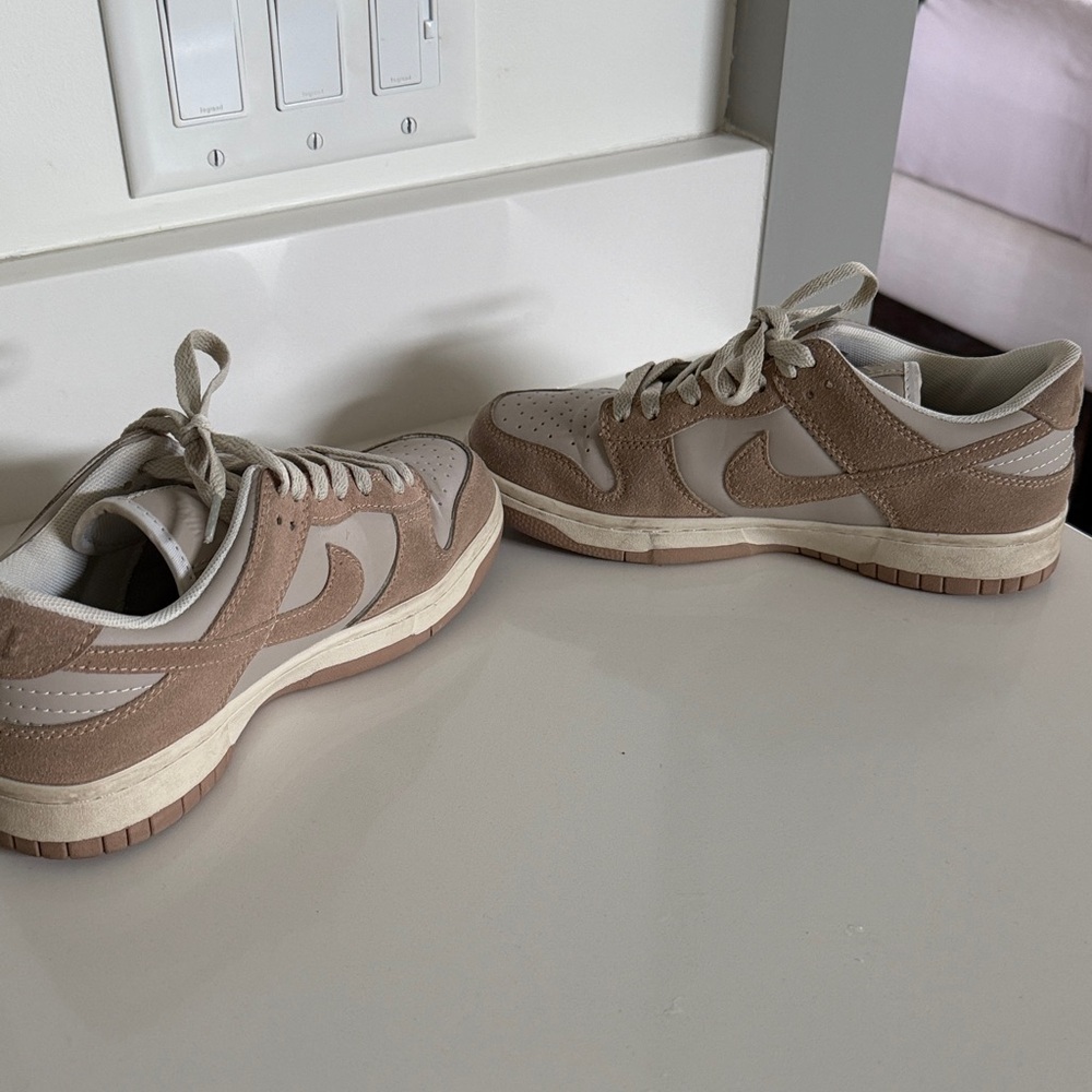Nike Women's Athletic Shoes in Tan and Cream